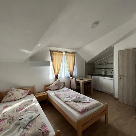 Edina Lägenhet Bihać